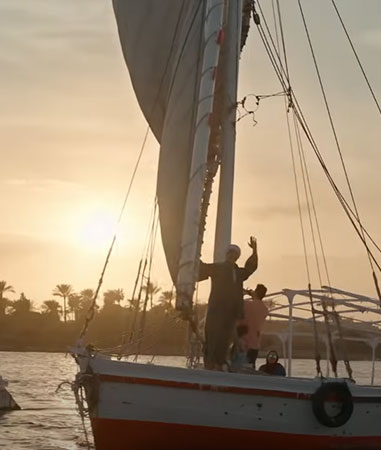 <span class="text-color-red">Egypt air</span> 1++