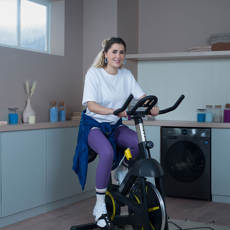 <span class="text-color-red">Media</span> 1++