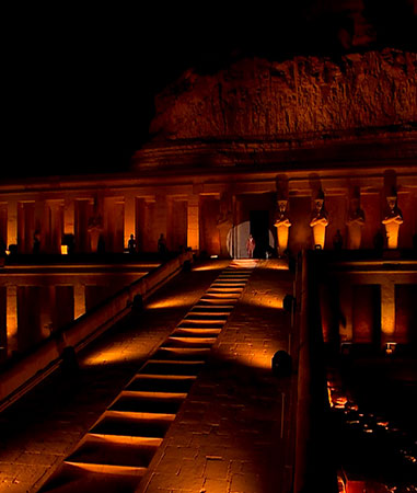 <span class="text-color-red">STEFANO RICCI 50TH ANNIVERSARY FASHION SHOW</span> 1++