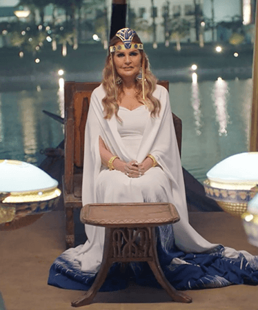 <span class="text-color-red">The Pharaohs Golden Parade</span> 1++